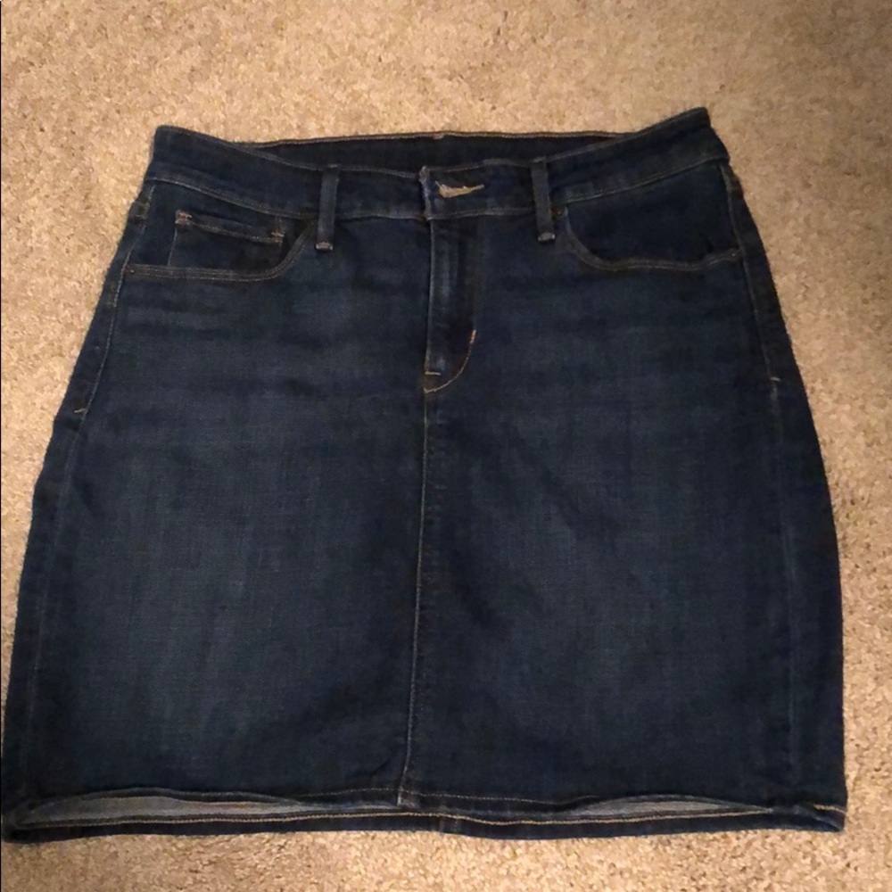 Levi’s denim skirt